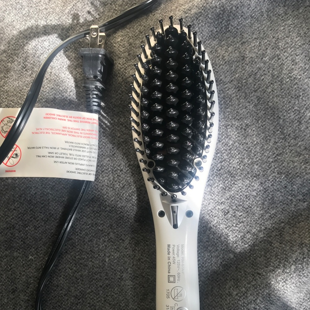 Hair straightener comb by Magictec